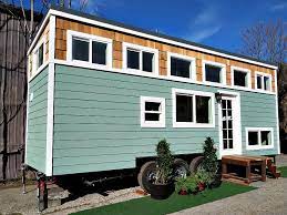 how much does a tiny house cost to build