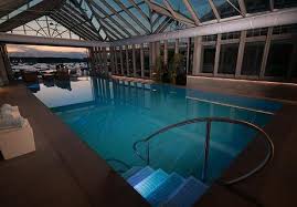 enclosed luxury glass pool enclosures