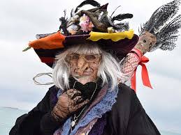 Information about la befana () and pictures of la befana including where to meet them and where to see them in parades and shows at the disney parks (walt disney world, disneyland, disneyland paris, tokyo disneyland). La Befana Book Of Days Tales