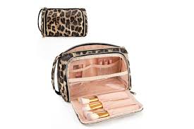 this travel makeup bag is on at amazon