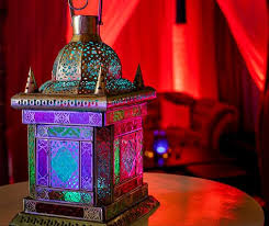 Arabian Lanterns Phenomenon Creative
