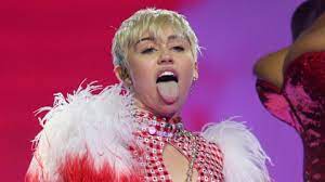 miley cyrus reveals why she stuck her