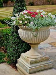 Chilstone Urns Fluted Bowl C4500