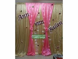 simple pink and gold backdrop for