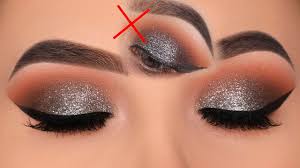 how to apply eyeliner on glitter make