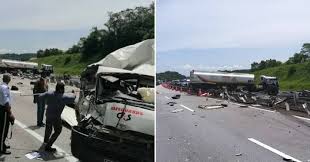 Kereta kancil eksiden pada 8/2/19 di plus highway malaysia dan terbakar namun pemandu terselamat. Fatal Crash Between Cash Security Van Tanker Causes Death And Traffic Jam On Plus Highway Nestia