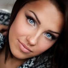 Here are the four best makeup tutorials for blue eyes of our choice. Eye Makeup For Pale Skin Dark Hair Blue Eyes Saubhaya Makeup