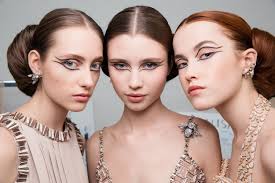 chanel ss16 couture beauty