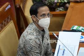 Kerajaan pakatan harapan secara rasminya telah membentuk kabinet malaysia yang lengkap pada 2 julai 2018 yang lalu. Jokowi Resmi Lantik Menteri Dan Pejabat Baru Republika Online