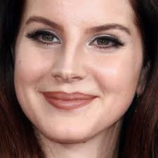 lana del rey s makeup photos s