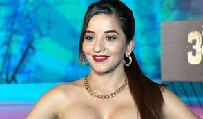 bhojpuri actress monalisa became bo ld