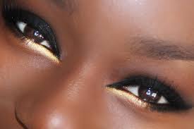 black gold cat eye makeup trucco