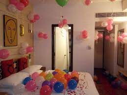 surprise room decor colorful balloons