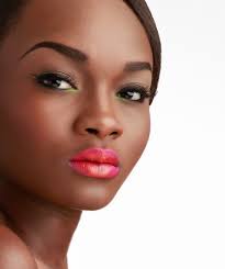 hot beauty trend two toned lipstick
