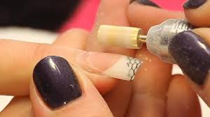 infill an acrylic nail tutorial video