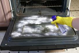 How To Clean Oven With Baking Soda And
