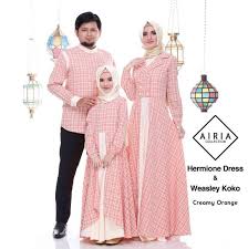Beli pakaian couple muslim online berkualitas dengan harga murah terbaru 2020 di tokopedia! 19 Koleksi Baju Muslim Couple Keluarga Terbaru 2020