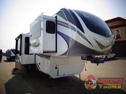 The solitude rv delivers taller ceilings, taller, deeper cabinets, larger scenic window areas, a full 6' 8 tall slideout, and a body width that. Fifth Wheel Inventory Woody S Rv World