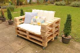 Diy Pallet Bench For Your Garden