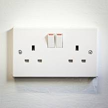us to ireland power adapter what plug
