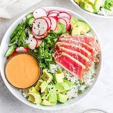 https://fitfoodiefinds.com/seared-ahi-tuna-poke-bowl/ gambar png