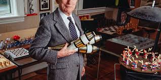 Claude Shannon: Tinkerer, Prankster, and Father of Information ...