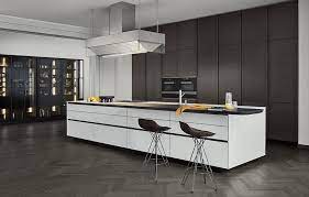 Find kitchen design and decorating ideas with pictures from hgtv for kitchen cabinets, countertops, backsplashes, islands and more. The Best Italian Kitchen Brands Top Designer Kitchens Esperiri