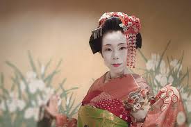 stunning anese maiko or geisha