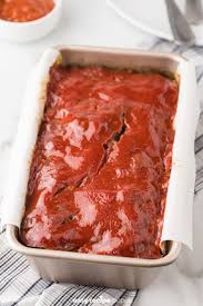 Classic southern meatloaf with tomato sauce is perfect any day of the week! Easy Meatloaf Recipe With Bread Crumbs Easy Recipe Depot