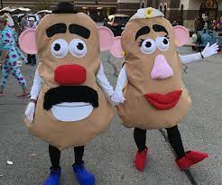 Once i had the basics down, cutting a few new pieces was super easy. Mr Mrs Potato Head Costumes 6 Steps Instructables