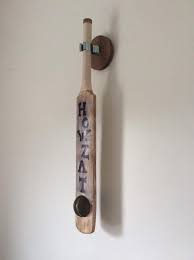 cricket bat wall hanging howzat gift