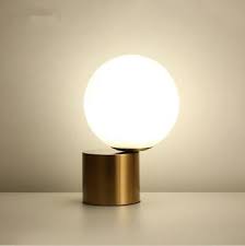 Tip Of The Tongue Table Lamp Derlook