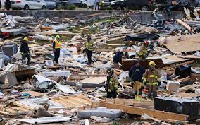 At least 50 feared dead in Kentucky tornadoes as powerful storms rip across  US