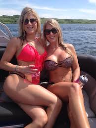 Milf party on the boat | Scrolller