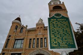 iron county courthouse in crystal falls