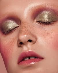 7 stunning golden makeup looks for fall