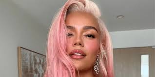 hot pink makeup trend