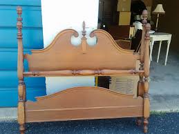 queen anne style bed frame antique