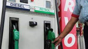 Petrol Diesel Price Today 10 March: सस्ते होते कच्चे तेल ने दिया आम लोगों  को होली गिफ्ट, पेट्रोल-डीजल के दाम में बड़ी कटौती - India TV Hindi