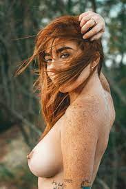 Naked women with freckles - 79 photos