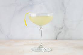 Easy and Fresh Lemon Drop Martini Recipe