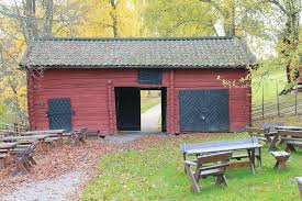 Why Barns Are Traditionally Painted Red