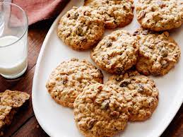 raisin pecan oatmeal cookies recipe