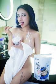 Song Guo Er cc Chinese Kim Kardashian Nude Promo TuiGirl.