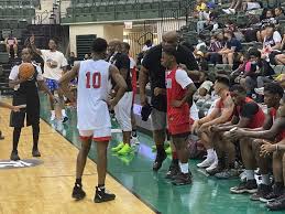 Info related to how to start a basketball league. Super Authentic Chicago Basketball Chi League Pro Am Returns With Gym Full Of Stars After 4 Year Break