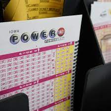 Powerball ticket sold in California set ...