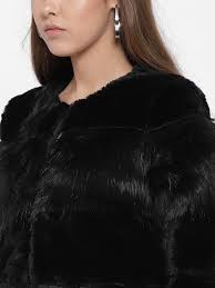 Vero Moda Women Black Faux Fur Jacket