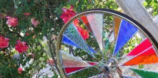 Make A Stained Glass Garden Spinner