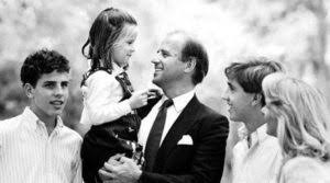 Grief can impact people differently. Neilia Hunter Biden Wiki Age Bio Joe Biden Wife Family Kids Facts