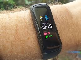One sleek fitness tracker that always keeps up with you. Samsung Galaxy Fit 2 Review